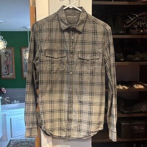 Calvin Klein Men's Black and Gray Plaid Long Sleeve Shirt - Size Small